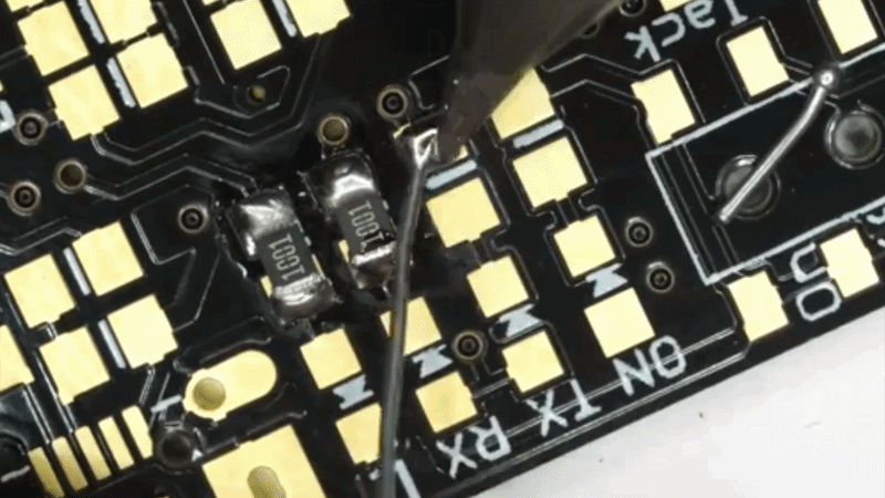 Animated GIF of SMD soldering technique
