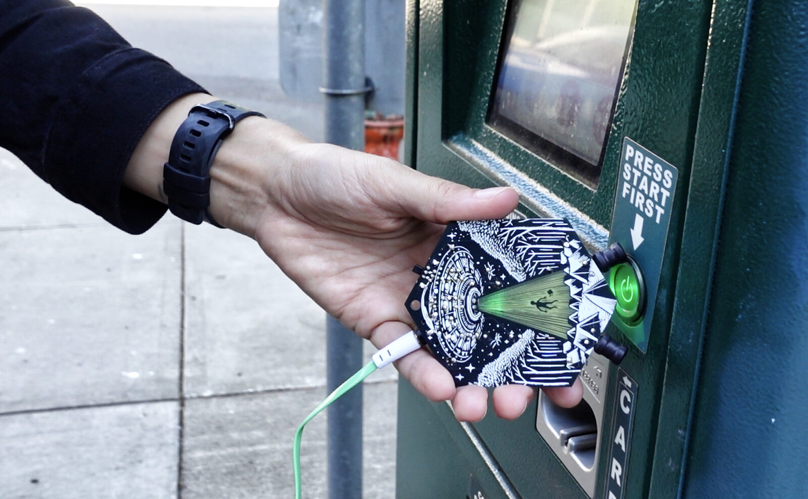 Listening to a parking meter's EMF emissions